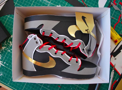 davidbrownings.com e seus nikes de papel