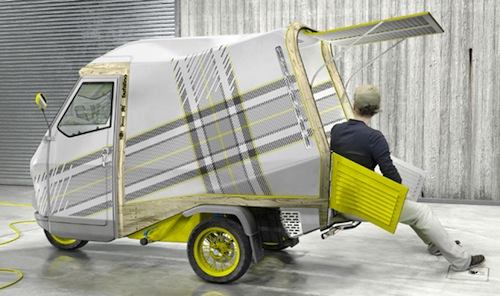 Bufalino é a criação de Cornelius Comanns, uma espécie de barraca do futuro equipada para satisfazer as necessidades básicas de uma pessoa. O conceito do projeto é oferecer grande flexibilidade durante longos períodos de tempo, mesmo com uma construção minimalista.