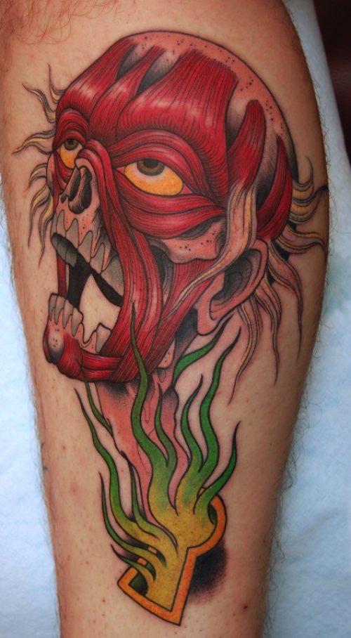 Peter Lagergren é o dono do Malmö Classic Tattoo na Suécia e suas tatuages tem um visual clássico mas sempre com um estilo mais atual.