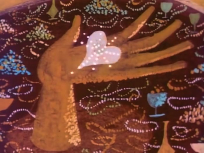 A versão de The Hobbit abaixo é uma animação perdida por anos e foi criada por um das lendas da área, Gene Deitch (criador de alguns dos mais famosos desenhos do Tom & Jerry). Além dele, Adolf Born, ilustrator lá da Eslováquia, formaram a equipe que animou, desenhou, editou e narrou essa curta versão de O Hobbit em 1966.