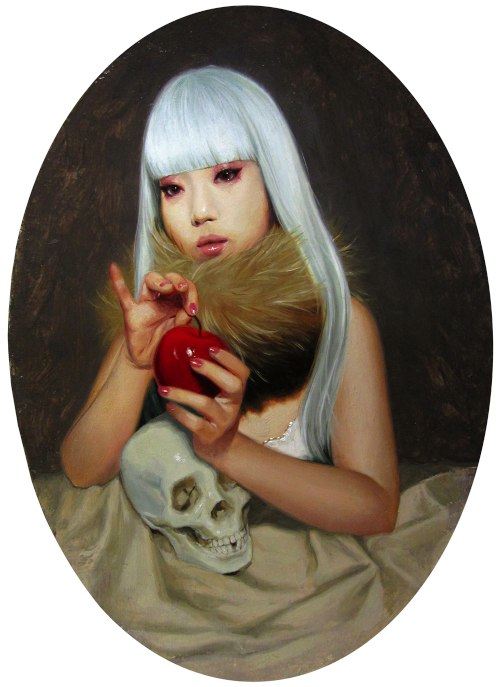 Mesmo ainda sendo uma estudante de arte, Soey Milk tem se destacado como artista e suas obras andam aparecendo cada vez mais em galerias e feiras. Sorte a nossa que todo esse sucesso não impediu a artista de experimentar com seu estilo mesmo já vendo que ela sabe muito bem o que está fazendo.