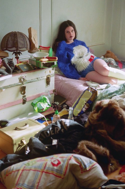 Garbage Girls_Maya Fuhr_02