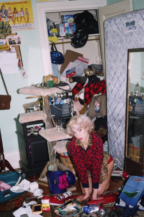 Garbage Girls_Maya Fuhr_07