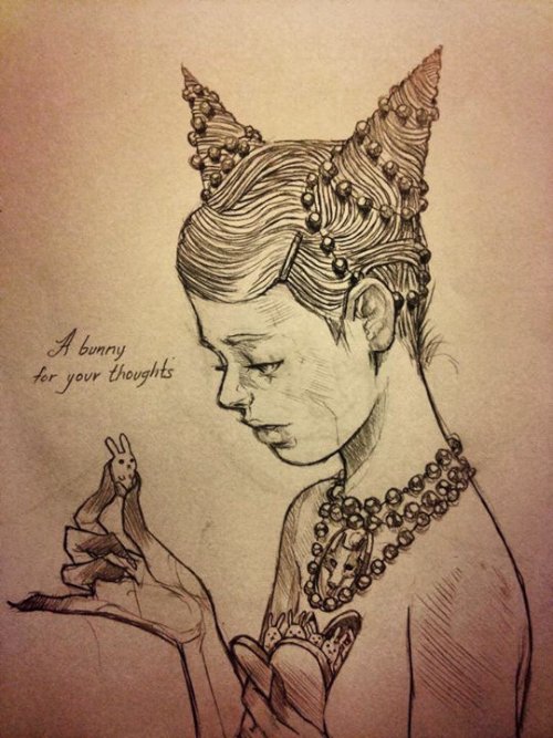 Chiara Bautista é o nome da enigmática artista do Arizona que cria as ilustrações que você pode ver nesse post. Ilustrações essas que são cheias de simbolismo e vêem com formas de cefalópodes, veados, feridas e outros elementos que podem representar tanto um amor obsessivo quanto um vício. Tudo depende de como você enxerga isso.