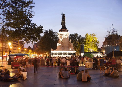 PlacedelaRepublique_08