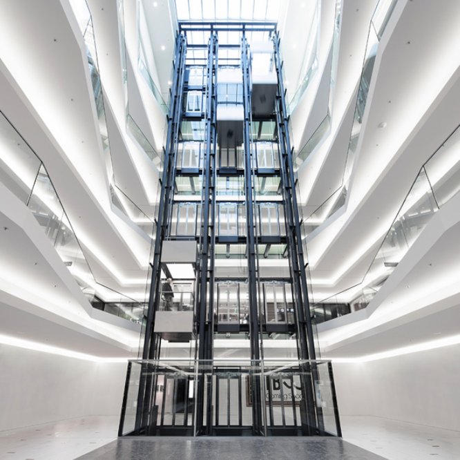 Jens Fersterra fotografou Berlin de um jeito que conseguiu remover todo lado 