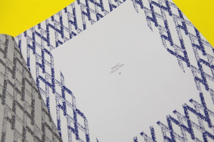 Les Graphiquants é um estudio de design gráfico francês baseado em Paris. Romain Rachlin, Maxime Tétard, Cyril Taieb e François Dubois são os designers responsáveis pelas imagens que vocês vão ver nesse post e, tenho certeza de que quem gosta de tipografia, vai adorar.