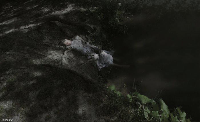 Slevin Aaron trabalha com fotografia mas descreve seu trabalho como fotógrafo de emoções. E essa descrição faz muito sentido depois que você der uma olhada nas imagens logo abaixo.