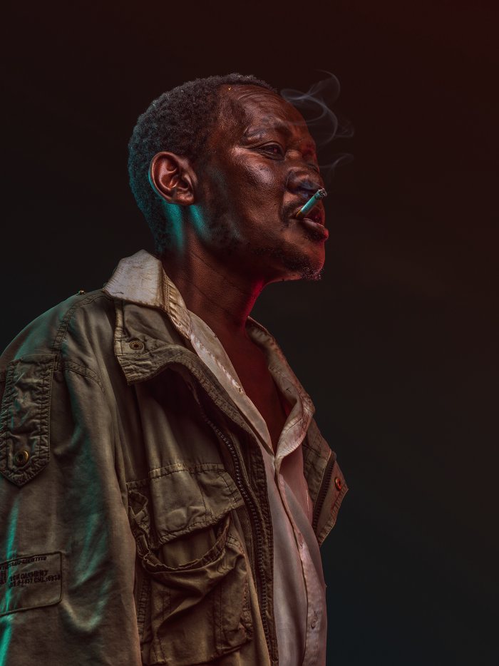 Osborne Macharia fotografou alguns dos homens de Kawangware, uma cidade perto de Nairóbi, lá no Quênia.