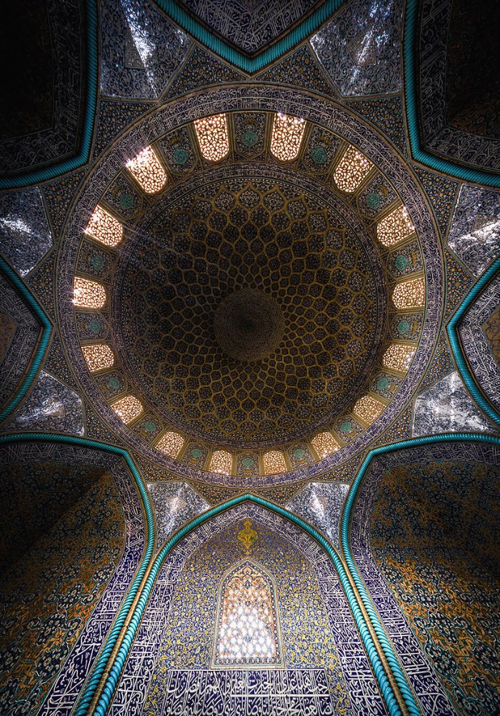 Visitar o Irã se tornou um dos meus sonhos de viagem bem recentemente. E encontrar as fotos de Mohammad Reza Domiri Ganji, um estudante do norte do Irã, reforçou ainda mais essa ideia de viajar para lá.