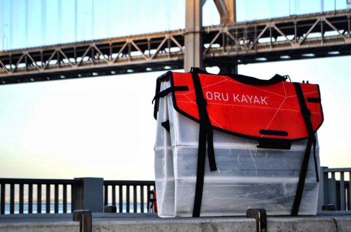 O Oru Kayak é um caiaque leve, compacto e projetado para ser montado no menor tempo possível. E o produto final ficou tão bom que ele é exibido no San Francisco Museum of Modern Art.