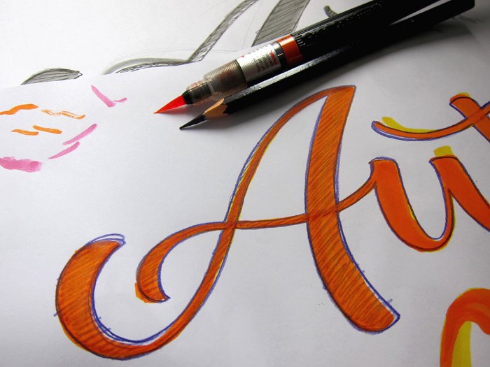 Sou fã do trabalho de tipografia e lettering de Marina Chaccur tem anos e acredito que preciso publicar mais dos seus trabalhos por aqui. Começo essa mudança com o projeto Autoconfiança que ela ajudou a criar para a revista Bons Fluidos. A designer e tipógrafa Marina Chaccur foi a responsável pelo lettering que você vê na fotos abaixo sobrepostos sobre as flores e, nas fotos abaixo, você ainda pode ver algumas imagens do processo de corte e desenhos das letras. Mas quem criou todo o conceito e a direção de arte foi a Fernanda Didini.