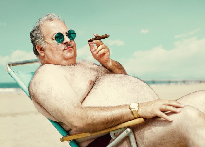 Man of the Beach é uma série fotográfica explorando o maior anti herói do verão e das praias, onde é que você estiver. Esse projeto é em homenagem àquele homem que está mais a vontade de sunga do que você de pijamas. Você sabe exatamente do que eu estou falando.