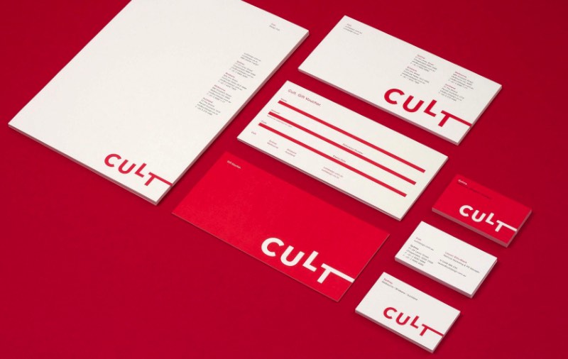 Design by Toko é um estúdio de design gráfico que trabalha com soluções mais do que criativas para comércio e cultura. Do conceito, passando pelo design e até o produto final, eles trabalham com todo o processo de design. Seja ele branding e identidade visual, design gráfico, internet ou o que mais você pensar.
