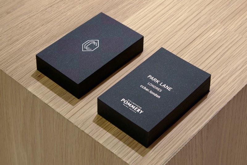 Freytag Anderson é o nome do estúdio que surgiu da cooperação entre Greig Anderson e Daniel Freytag. Baseados em Glasgow, seu trabalho de design é focado na criação de logos, brochuras, embalagens e sistemas de identidade visual. E eles fazem isso muito bem.