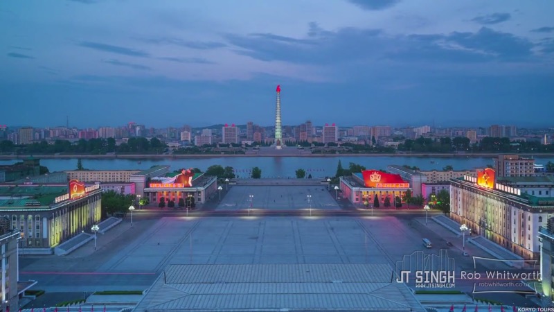 Enter Pyongyang é uma belíssima colaboração visual entre JT Singh e Rob Whitworth onde eles misturam técnicas de fotografia com time lapse e acabam criando um panorama da Coréia do Norte jamais visto antes. No vídeo que vocês vão ver logo abaixo, fotografia em time lapse se mistura com aceleração em video e slow motion além de muita animação digital em HD. O trabalho visual aqui é fenomenal.