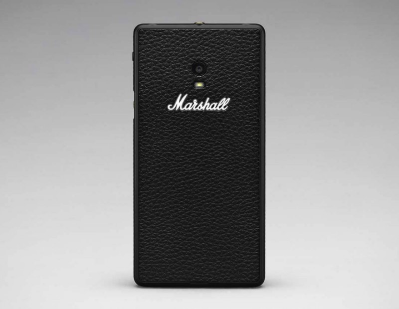 A Marshall está fazendo algo que nenhuma outra fábrica de amplificadores pensou em fazer: eles estão lançando um celular. É sério, agora você pode comprar um celular da Marshall e o projeto parece bem interessante. 