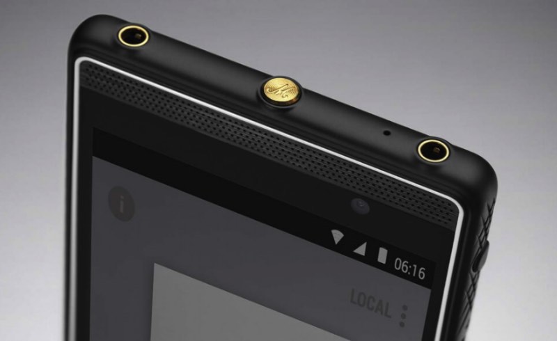 A Marshall está fazendo algo que nenhuma outra fábrica de amplificadores pensou em fazer: eles estão lançando um celular. É sério, agora você pode comprar um celular da Marshall e o projeto parece bem interessante. 