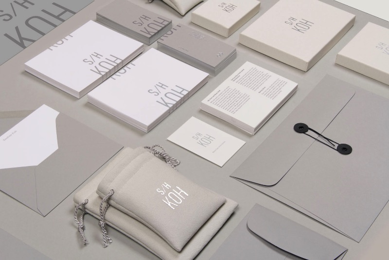 Michael Boswell trabalha com design gráfico e branding lá do Brooklyn, em Nova Iorque. Seu trabalho é bem interessante e mostra uma grande flexibilidade de meios e técnicas.