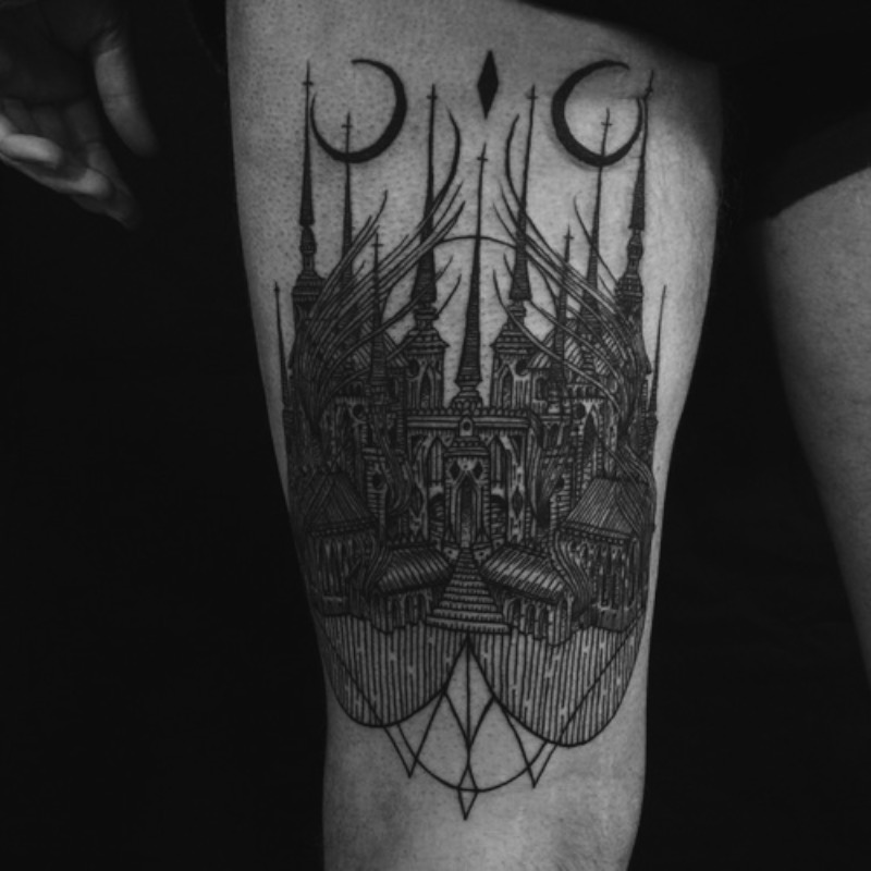 Thieves of Tower é o nome da parceria e colaboração de dois artistas bem distintos: Houston Patton e Dagny Fox. Houston Patton é um artista com grande reconhecimento no mundo das artes pelas suas ilustrações, seus murais e sua reputação como tatuador. Dagny Fox tem um passado bem diferente e trabalha como diretora de criação com um foco grande em promoções e em estética. 