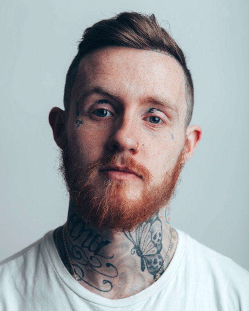 Acabei de descobrir o portfólio de fotografia de Craig Gibson e posso dizer que já sou fã do que ele anda fazendo. Principalmente, gosto muito da forma com a qual ele trabalha retratando temas controversos como o batismo de adultos na comunidade da Igreja Batista.