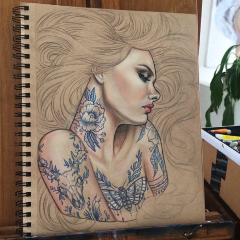 Wendy Ortiz é uma artista auto-didata que produz belíssimas pinturas que podem ser melhor apreciadas nas imagens abaixo. Mas, ela não fica só nas pinturas, ela também faz tatuagens lá em Anaheim, na Califórnia, e você pode ver esse lado do seu trabalho aqui.
