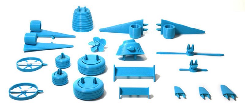 Open Toys é o nome de uma série de componentes impressos tridimensionalmente que tem o objetivo de levar um pouco de criatividade para a preparação das refeições. Resumindo, Open Toys é como uma nova geração vai sair brincando com comida e uma impressora 3D. É inevitável e parece ser bem divertido.