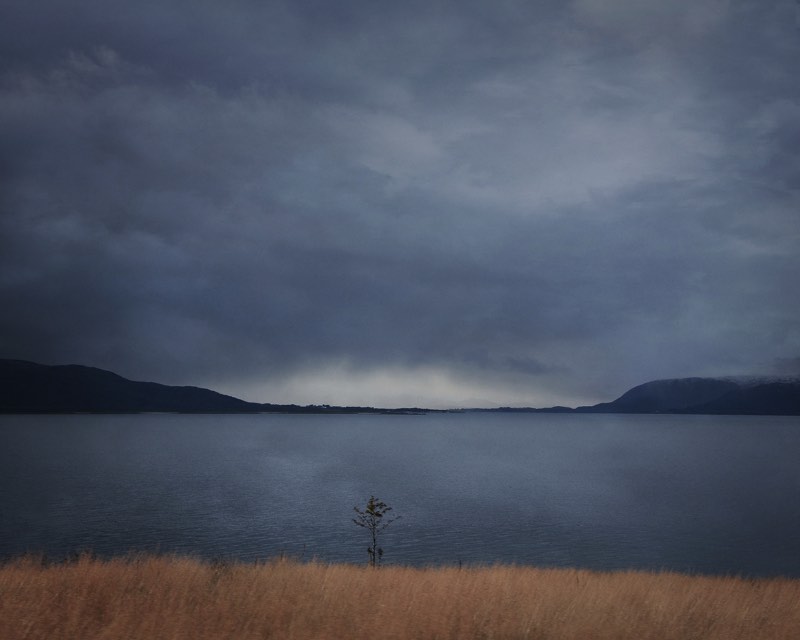 O Norte da Noruega pode se transformar em um lugar mágico quando é retratado pelo olhar de alguns fotógrafos. Foi isso que Bjørg-Elise Tuppen conseguiu fazer ao explorar o paralelo 68º norte, na região de Vestfjorden. E, essas fotos você pode ver logo abaixo.