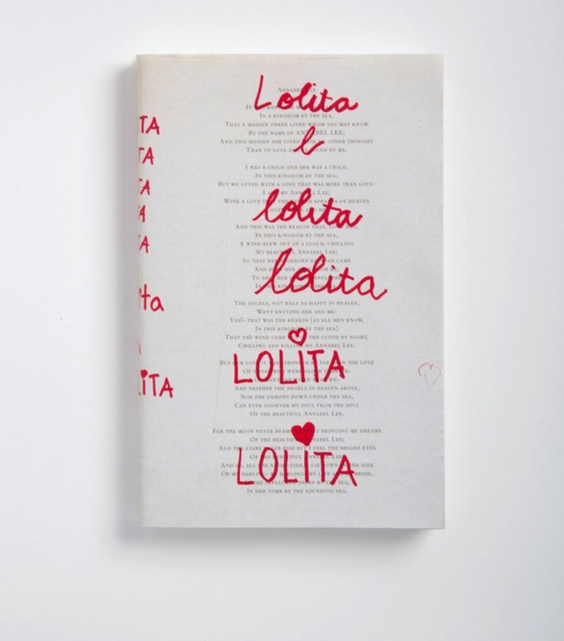 Peter Mendelsund é conhecido pelo design inteligente e pelo visual das capas dos livros de escritores como Martin Amis, Ben Marcus, Stieg Larsson, Tom McCarthy e James Gleick. Além da repaginação que ele fez para os clássicos da literatura de Simone de Beauvoir, Franz Kafka e James Joyce. Hoje em dia, Peter Mendelsund é diretor de arte associado na Alfred A. Knopf e diretor de arte na Pantheon Books, além de ter escrito dois livros sobre design.