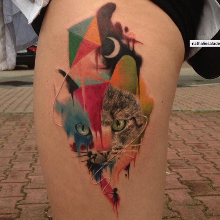 Rafael Makarov vem da Polônia mas seu trabalho de tatuagem vem com outro nome: Dzikson Wild. E, com esse pseudônimo, um novo estilo de tatuagem acabou surgindo. O antigo estilo foto realista que Makarov seguia foi substituído por uma mistura bem maluca de desenhos animados, aquarelas, ilustração e alguma coisa de realismo.