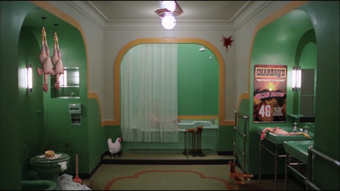 The Chickening é um curta metragem surreal que passou no Sundance de 2016 e deve ter deixado muita gente de boa aberta. O filme é o trabalho coletivo de Nick DenBoer e Davy Force que separaram, recortaram, reanimaram e distorceram completamente uma das obras primas do falecido diretor Stanley Kubrick. The Chickening é um remix bizarro de The Shining, o Iluminado em português, e esse filme nunca mais será o mesmo.