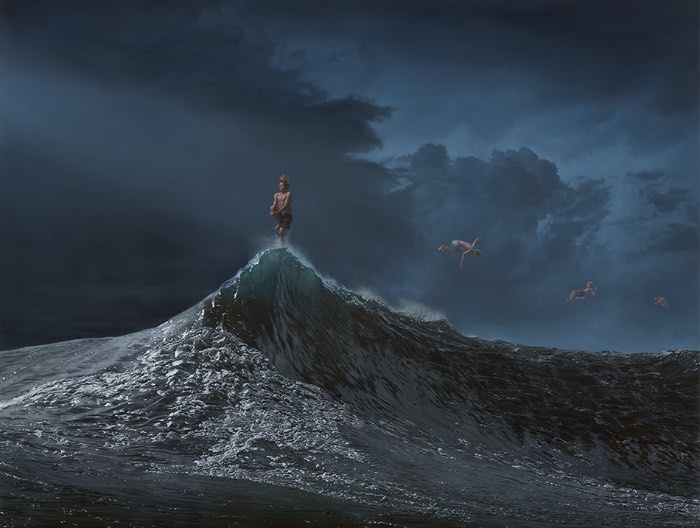 Observar as pinturas criadas por Joel Rea é como viajar no tempo para uma época onde o romantismo ainda fazia sentido como estilo artístico. Foi nesse movimento artístico que encontrei mais detalhes em comum com o que o artista australiano produz. Mas, seu trabalho é mais complexo do que isso. Tanto que ele resolveu chamar seu estilo de pinturas de Surrealismo Contemporâneo e, por incrível que pareça, isso faz muito sentido. 