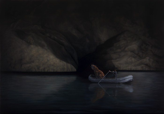 Observar as pinturas criadas por Joel Rea é como viajar no tempo para uma época onde o romantismo ainda fazia sentido como estilo artístico. Foi nesse movimento artístico que encontrei mais detalhes em comum com o que o artista australiano produz. Mas, seu trabalho é mais complexo do que isso. Tanto que ele resolveu chamar seu estilo de pinturas de Surrealismo Contemporâneo e, por incrível que pareça, isso faz muito sentido. 