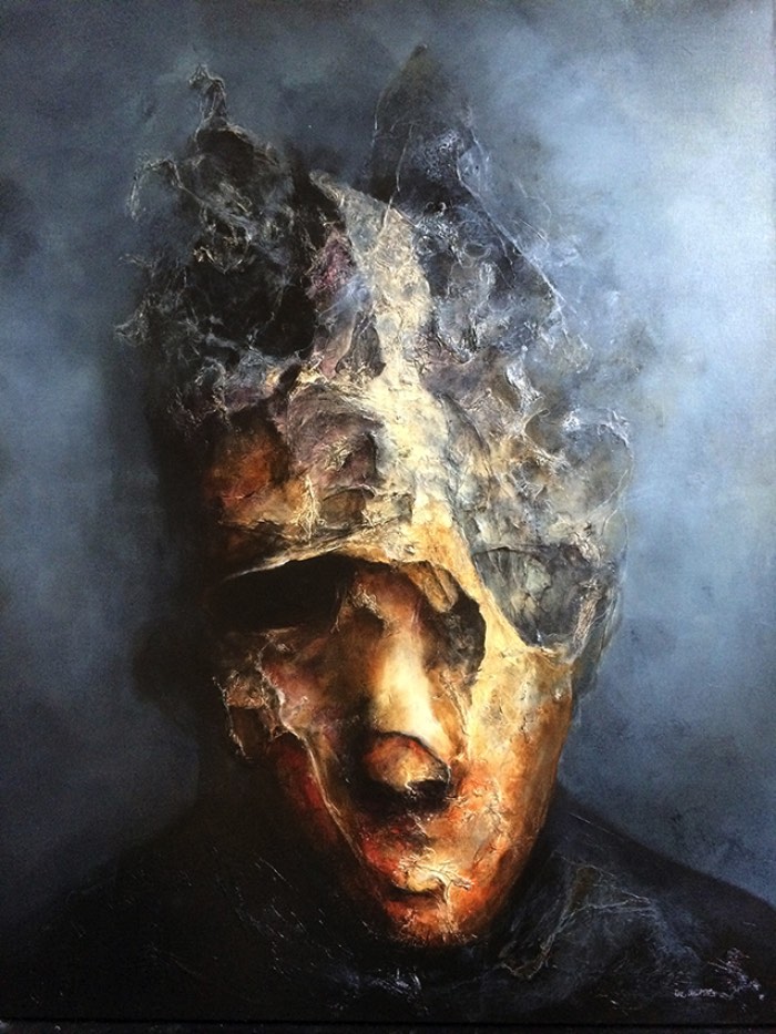 Nas tragédias clássicas, a existência do herói é forjada pela sua morte. E o trabalho de Eric Lacombe parece mostrar a mesma coisa. Nas ilustrações e pinturas desse artista francês você consegue enxergar uma ansiedade pela morte que carrega um certo ar de heroísmo. Ar esse que mostra um certo olhar em direção ao seu próprio fim. Como se o artista estivesse mostrando apenas o que ele sabe que vai acontecer em breve.