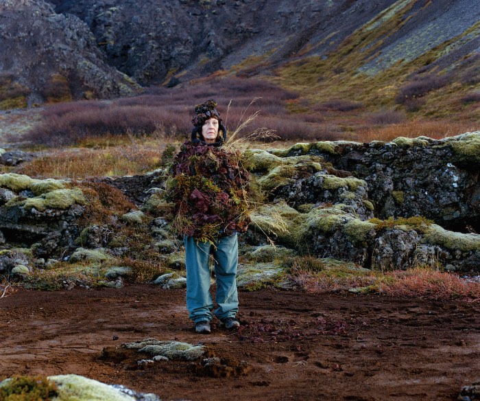 Eyes as Big as Plates é o nome de uma série fotográfica criada por Karoline Hjorth e Riitta Ikonen onde o foco das suas câmeras se volta para marinheiros, fazendeiros aposentados e pessoas de idade que moram na Noruega. A ideia começou com um trabalho relacionado ao folclore nórdico e acabou se tornando um estudo visual voltado para a forma com a qual nós lidamos com a natureza. 