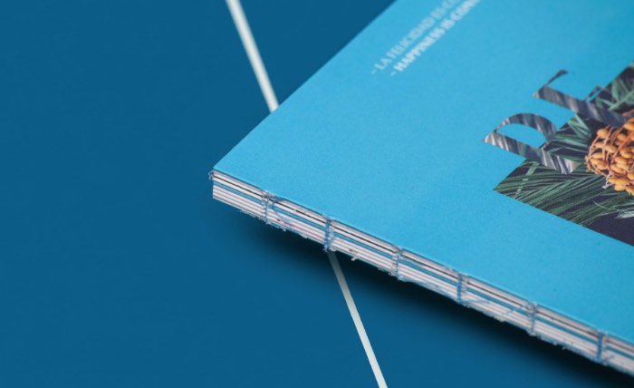 Dar uma olhada no portfólio do estúdio espanhol Querida Studio é um prazer. Seus trabalhos de design editorial e design gráfico são ótimos exemplos do que pode ser feito quando se usa muito bem de fotografia, tipografia e de todas as técnicas conhecidas no design gráfico.