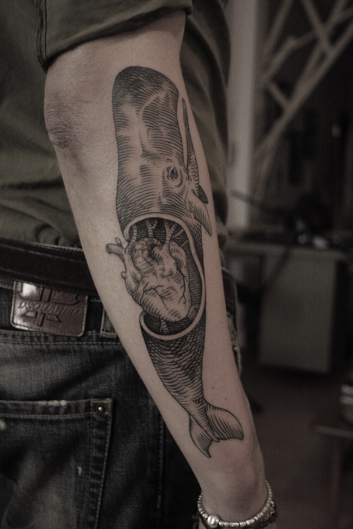 Algumas pessoas podem achar que tatuagens de animais em pedaços podem parecer um pouco macabras mas o trabalho de tatuagem de Ottorino D’Ambra não tem nada disso. E, ele seleciona animais como tema de seu trabalho por considerar que eles são mais próximos de nós do que pensamos. Então, quando ele os dilacera em suas ilustrações, ele quer apenas mostrar o que está escondido dentro deles. O que pode soar bem pesado mas, como pode ser visto nas imagens abaixo, não tem nada disso.