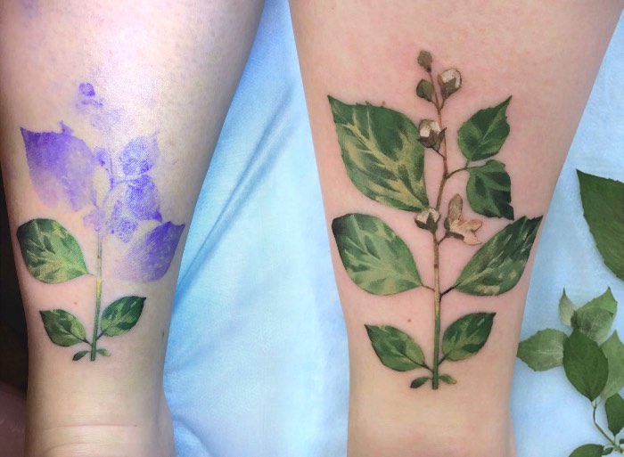 Foi em uma dessas seções de desenho que ela percebeu que poderia se aproximar ainda mais das formas originais de plantas sem precisar desenhar tanto. Em uma busca por uma forma mais orgânica de processar as imagens que seriam tatuadas, Rit Kit pegou uma folha e a colocou na tinta usada para fazer o estêncil de tatuagem. Assim surgiu uma forma nova de trabalhar com tatuagem e os resultados são fora do comum.