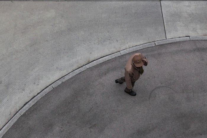 Quando você observa uma cidade por uma perspectiva diferente, você aprender que a cidade em si é formada de formas abstratas e padrões visuais. É isso que Robert Götzfried resolveu mostrar para o mundo quando fotografou Munique, sua cidade natal.