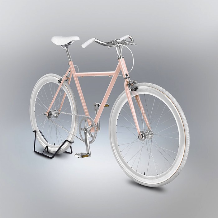 Foi em 2009 que Gianluca Gimini começou a pedir para seus amigos e colegas desenhassem bicicletas direto da memória e foi assim que surgiu o Velocipedia. A ideia é de demonstrar como que algumas vezes nós acreditamos que sabemos de algo mesmo não tendo nem ideia do que isso possa ser.