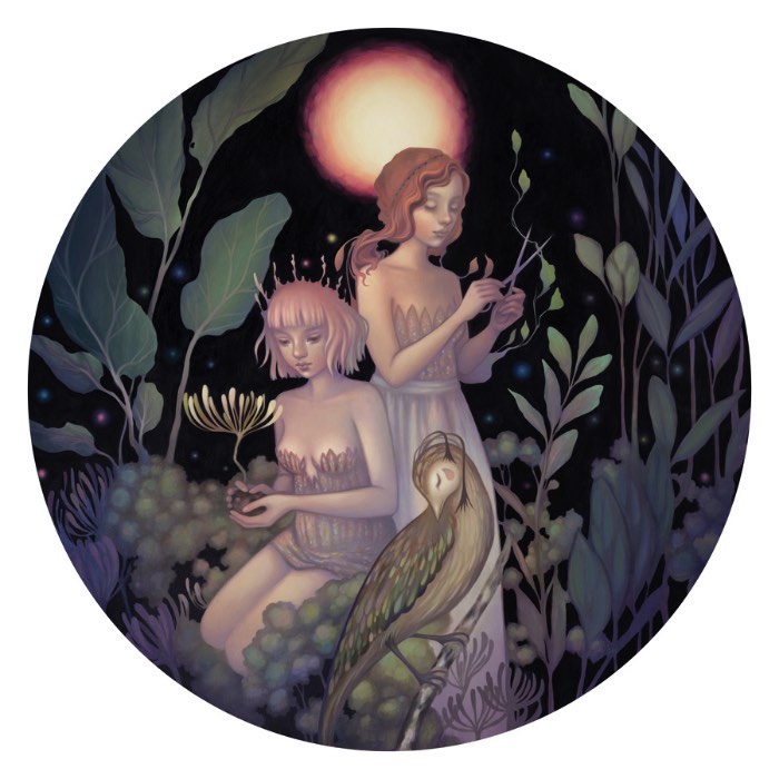 As ilustrações e a arte de Amy Sol remetem a uma mistura de manga, arte folclórica, antigas ilustrações e um pouco do design moderno. Apesar de todas essas referências, a artista segue aprendendo e fazendo tudo de forma auto-didata. Devorando referências e ideias e usando desse material para criar algo novo. 
