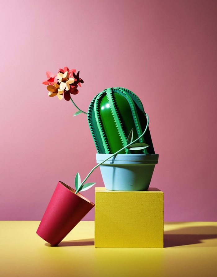 A fotógrafa Victoria Ling tem um portfólio daqueles que deixa todo mundo com um pouco de inveja. Repleto de belíssimos trabalhos de fotografia voltados para objetos e o que o mundo costuma chamar de still life em inglês. Suas composições fotográficas são feitas para clientes renomados e incluem também vários projetos pessoais.