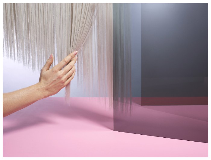 A fotógrafa Victoria Ling tem um portfólio daqueles que deixa todo mundo com um pouco de inveja. Repleto de belíssimos trabalhos de fotografia voltados para objetos e o que o mundo costuma chamar de still life em inglês. Suas composições fotográficas são feitas para clientes renomados e incluem também vários projetos pessoais.