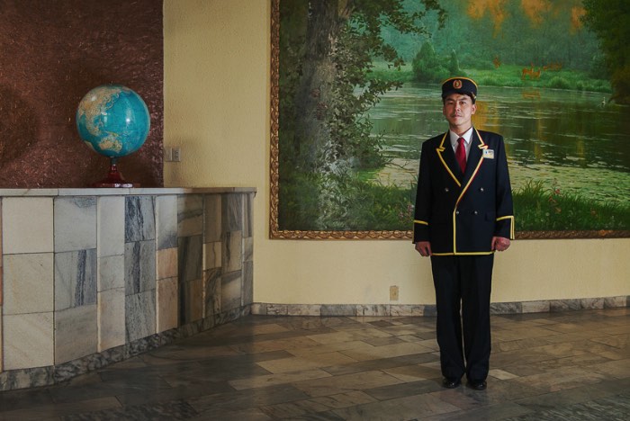 No início de 2014 o Koryo Studio convidou o fotógrafo esloveno Matjaz Tancic para um projeto que envolvia retratos na Coréia do Norte. A equipe tinha permissão do país para fotografar as pessoas em diferentes cidades do país, sejam elas trabalhando ou no dia a dia de comunidades rurais e urbanas. O projeto recebeu o nome de Fotografando a Coréia do Norte e acabou cobrindo mais de 800 quilômetros do país e mostra um pouco da rotina nesse país tão isolado do resto do mundo. 