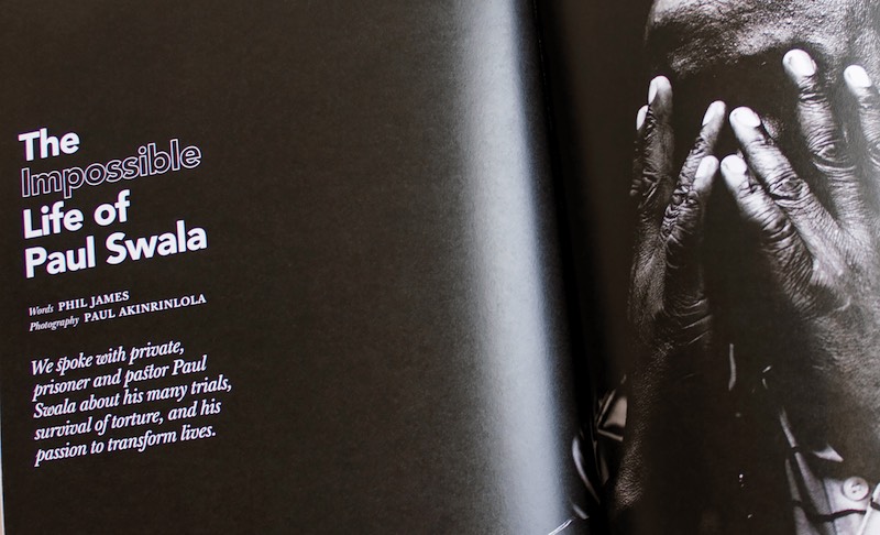 Luke Tonge é um designer gráfico e diretor de arte voltado para revistas e baseado em Birmingham, no Reino Unido. Seu portfólio é repleto de belíssimos trabalhos que misturam tipografia com direção de arte com um foco editorial bem interessante. Pelo menos, eu posso dizer que sou fã do que ele faz. 