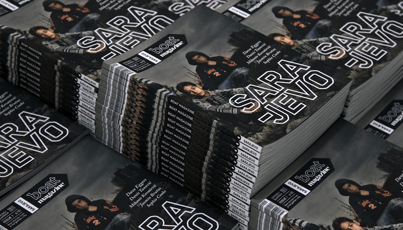 Luke Tonge é um designer gráfico e diretor de arte voltado para revistas e baseado em Birmingham, no Reino Unido. Seu portfólio é repleto de belíssimos trabalhos que misturam tipografia com direção de arte com um foco editorial bem interessante. Pelo menos, eu posso dizer que sou fã do que ele faz. 