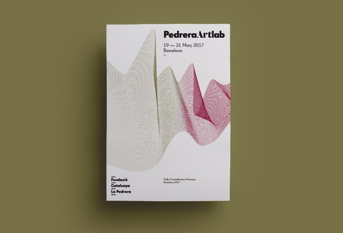 Quando você começa a dar uma olhada no portfólio de design gráfico e direção de arte de Quim Marin, você consegue perceber bem o quão grato ele deve ser ao mercado musical. Afinal, deve ser até difícil para ele contar todos os projetos com o qual trabalhou nesses últimos 15 anos. De direção de arte e design gráfico, passando por todas as campanhas publicitárias que ele já fez, foi muito trabalho e você pode ver uma pequena amostra disso tudo aqui.