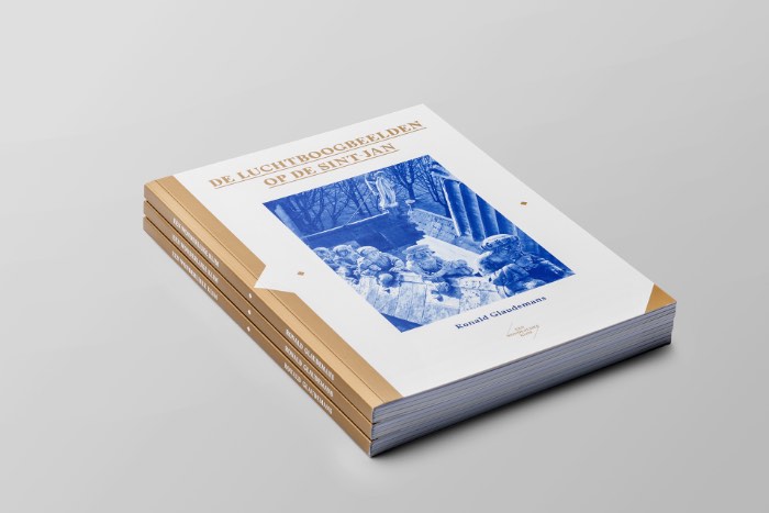 Para celebrar os 500 anos da morte de Hieronymus Bosch, vários eventos comemorativos foram colocados em prática na Holanda. Um deles foi chamado de Escalada Milagrosa, traduzido do original The Miraculous Climb. De Março a Outubro de 2016, seria possível fazer uma tour bem especial da Catedral de Saint John, conhecida em holandês como Sint Janskathedraal. Localizada em 's-Hertogenbosch, essa igreja representa o ápice da arquitetura gótica na Holanda, o que transforma a visita em algo ainda mais especial.