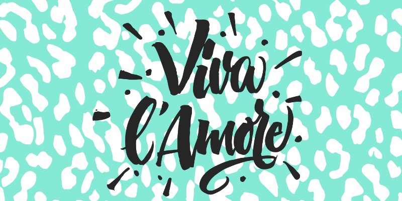 Como amante das letras, Giuseppe Salerno adora observar as placas e as mensagens que aparecem nas marchas de Orgulho Gay pelo mundo. Foi pensando nisso que Love Wins acabou sendo criada. Uma grande coleção de letterings feitos a mão para ajudar o mundo a espalhar o amor e adicionar um pouco de tipografia para essa festa. Love Wins foi feita como uma série de 60 frases escritas a mão e feitas com todo amor para celebrar a diversidade. Essas sessenta frases foram feitas com diferentes estilos, usando diferentes ferramentas e com uma estética bem variada. Você pode usá-las para criar suas mensagens, camisetas, posters, adesivos e tudo mais que você pensar. Tudo que você precisa fazer é espalhar o amor no seu dia a dia e pronto.