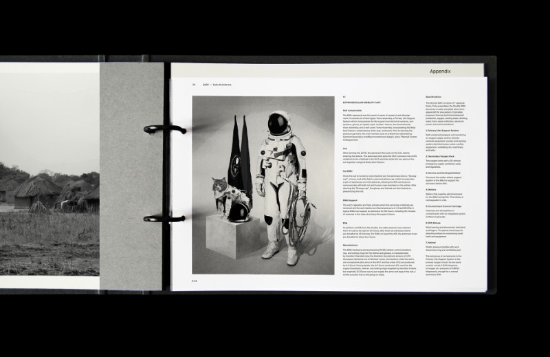 Foi em 1964 que o professor de ciências Edward Nkoloso acabou criando a Academia de Pesquisa Espacial de Zambia. O programa era simples e incluia exercícios onde um futuro astronauta seria lançado ladeira abaixo dentro de um galão de óleo de quarenta litros e balanços que simulariam a falta de gravidade. Com esses exercícios em mente, Edward Nkoloso dizia que Zambia chegaria ao espaço antes dos Estados Unidos e da União Soviética e faria isso tudo ainda em 1964. Mas, claro que, isso não deu certo.